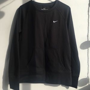 Nike sweater with pockets